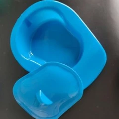 Bedpan for Elderly Females Reusable Easy Clean with Lid Heavy Duty Bedpan for