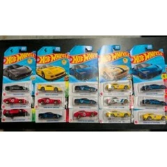 Lot of 15 Various Hot Wheels Ferrari Cars SF90 GTB4 F40